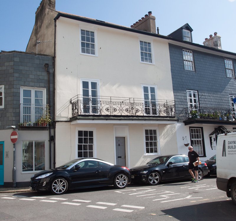 Millpool exterior view holiday properties in Dartmouth devon