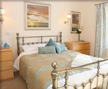 Room 2 at St elmo Cottage Just B Dartmouth